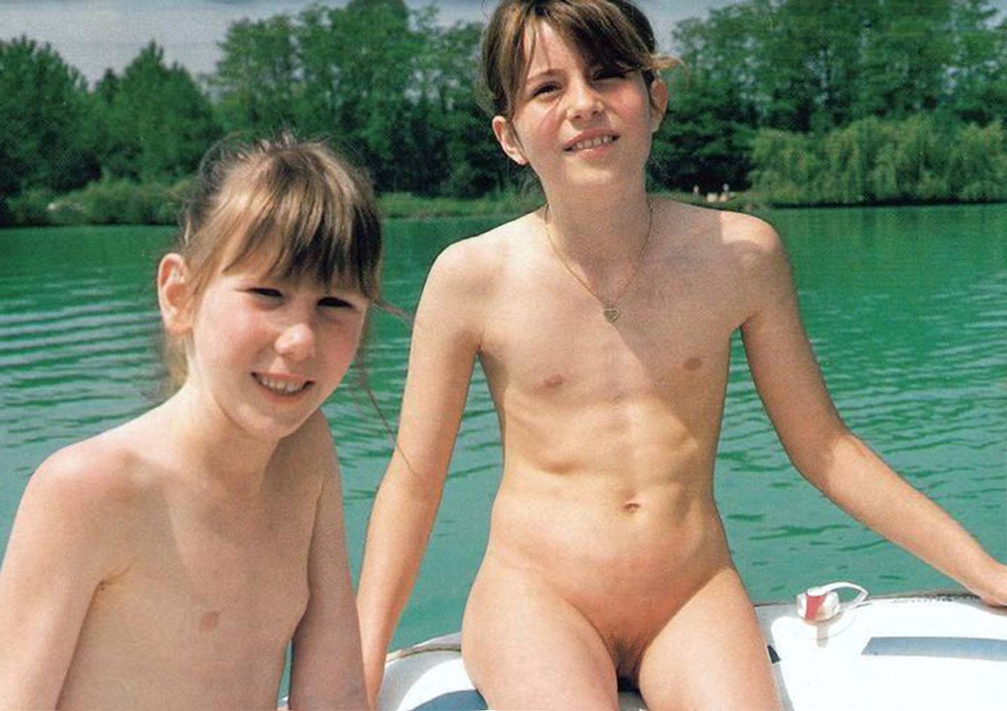 Pictures of teen nudists - new pictures galleries nudist families - 2