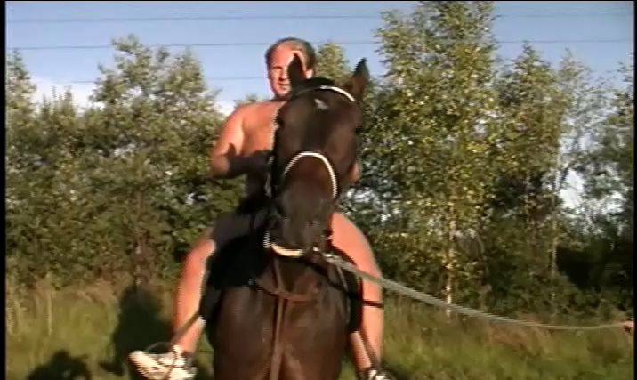 When Horses and Naturists Meet - Naturism in Russia 2000 Series - 2