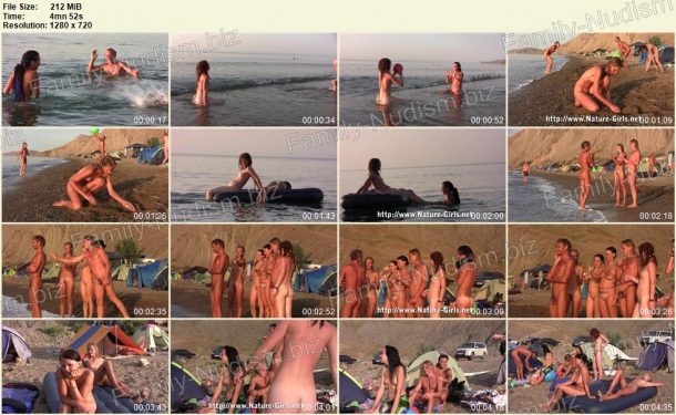 Nature-Girls.net - Young Naturists on a Nudist Beach - snapshots 1